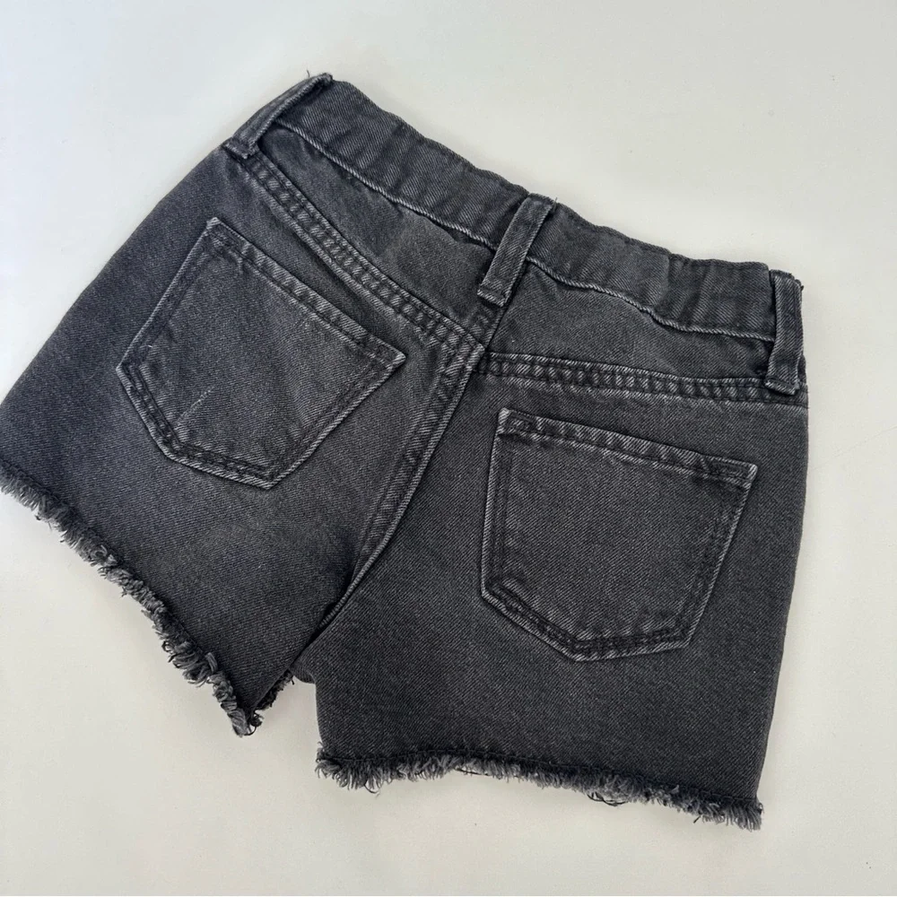 Old Navy Denim Shorts - Picture 4 of 4